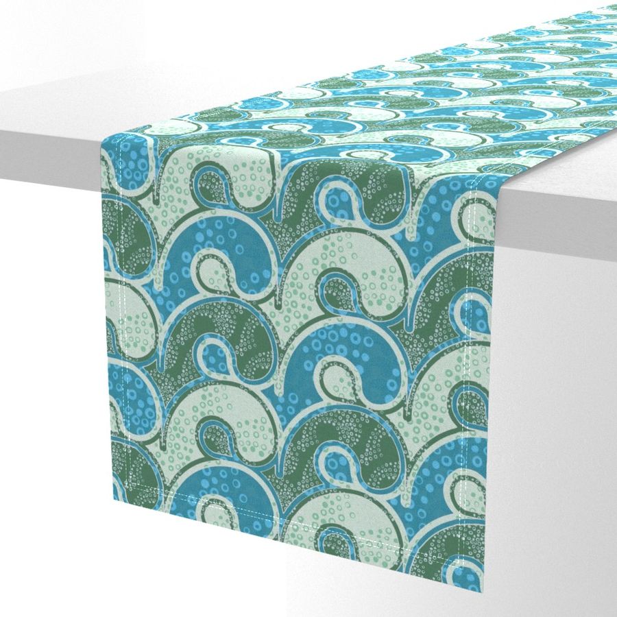 HOME_GOOD_TABLE_RUNNER