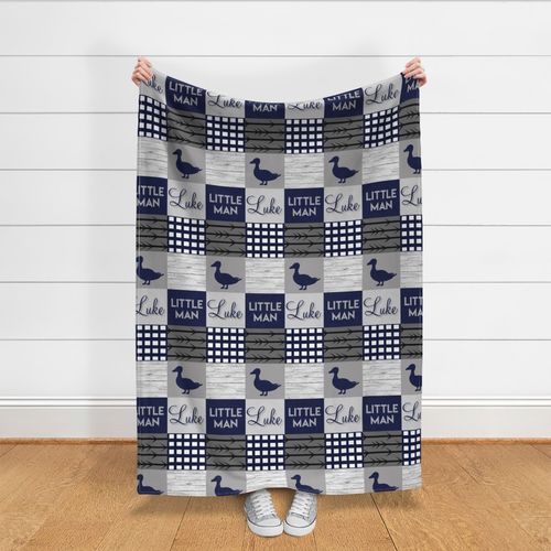 HOME_GOOD_THROW_BLANKET