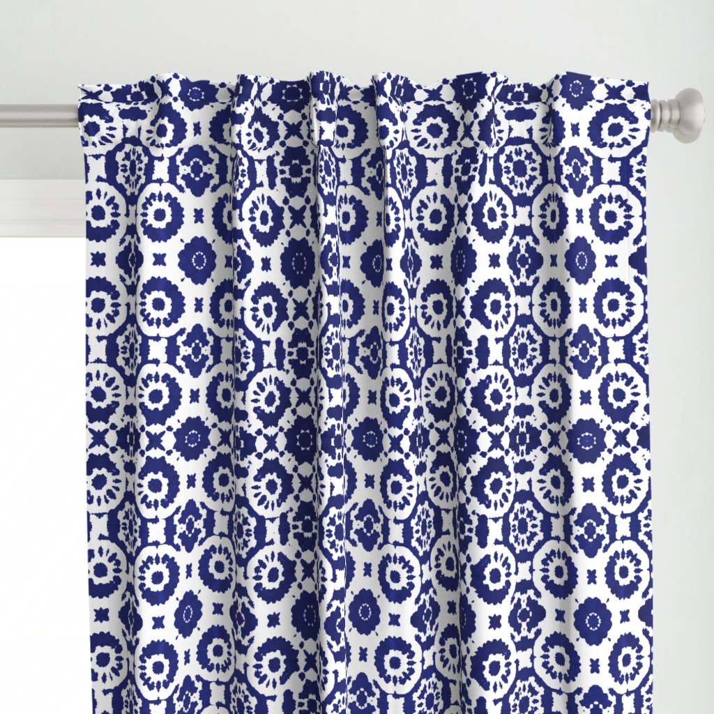 shibori dotflowers indigo