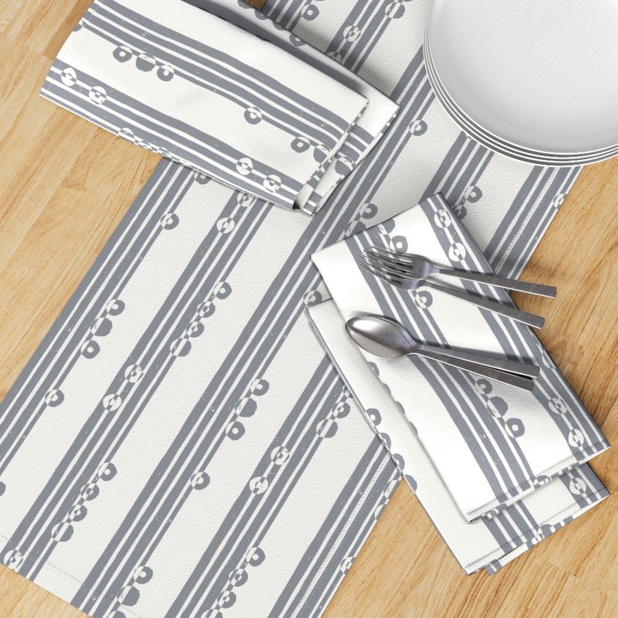 HOME_GOOD_TABLE_RUNNER