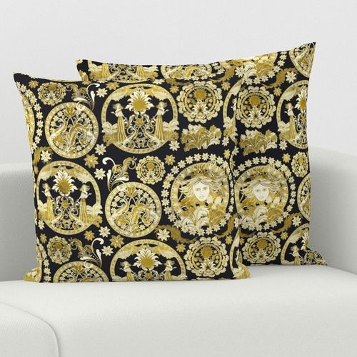 HOME_GOOD_SQUARE_THROW_PILLOW