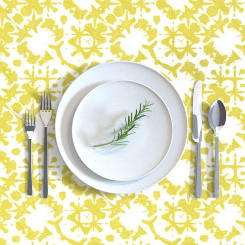 HOME_GOOD_RECTANGULAR_TABLE_CLOTH