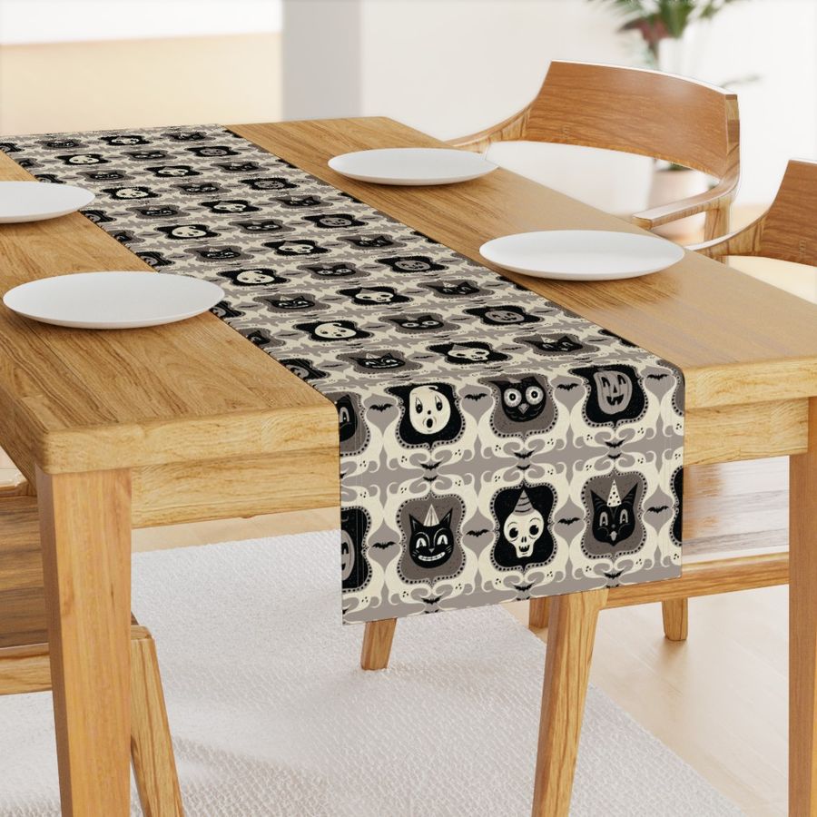 HOME_GOOD_TABLE_RUNNER