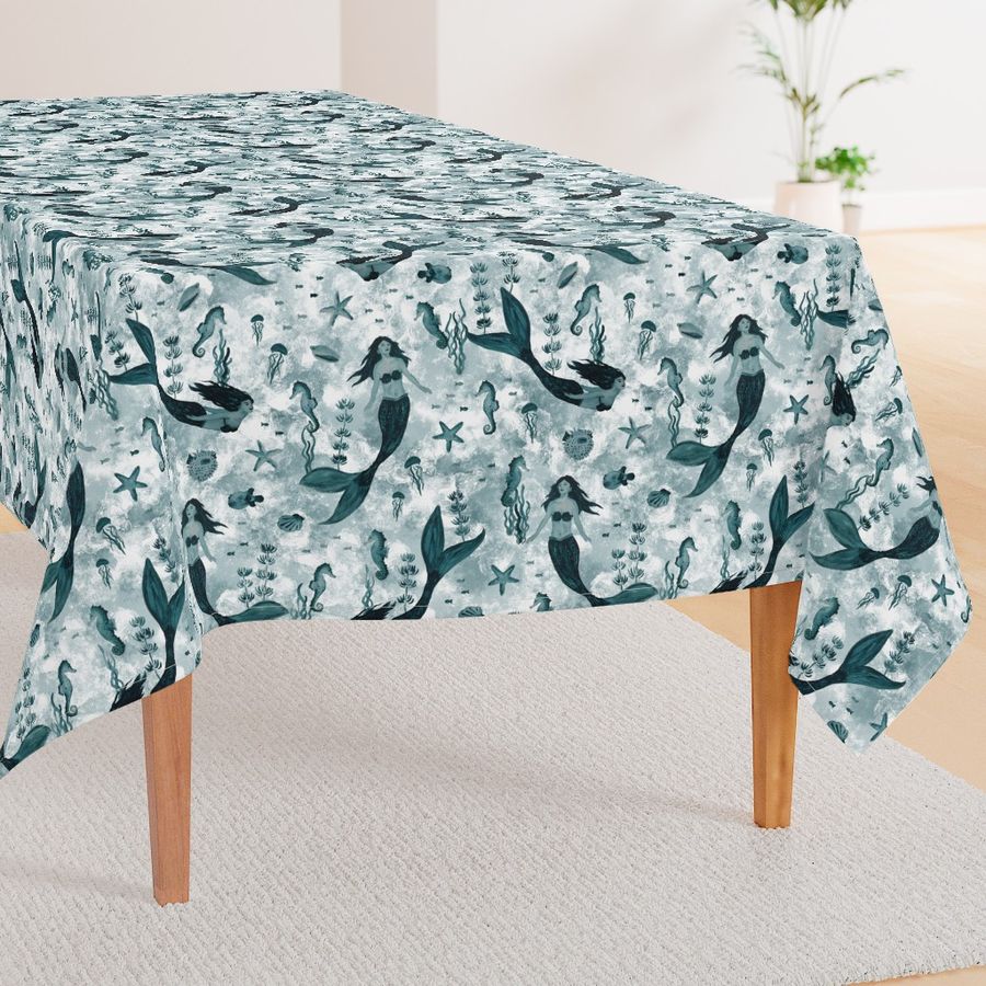 HOME_GOOD_RECTANGULAR_TABLE_CLOTH