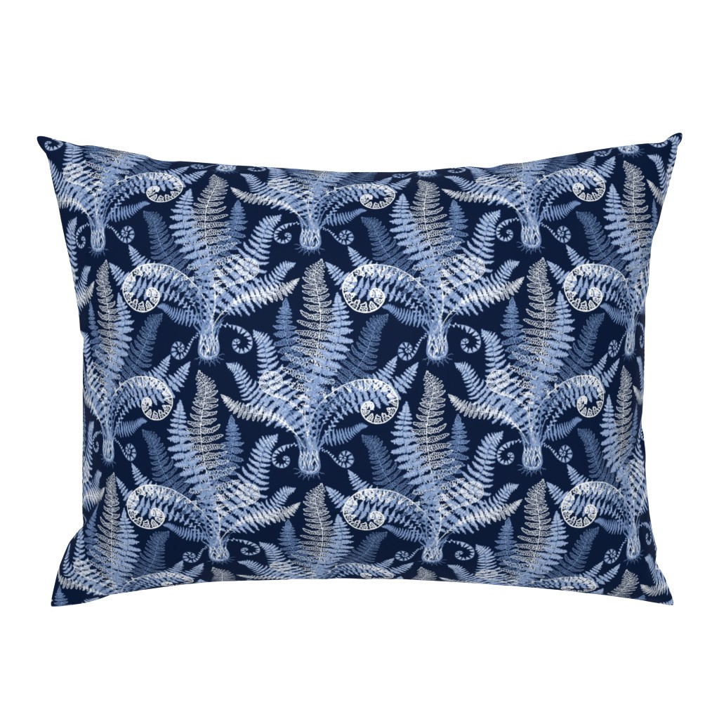 White-Serenity Ferns (navy)