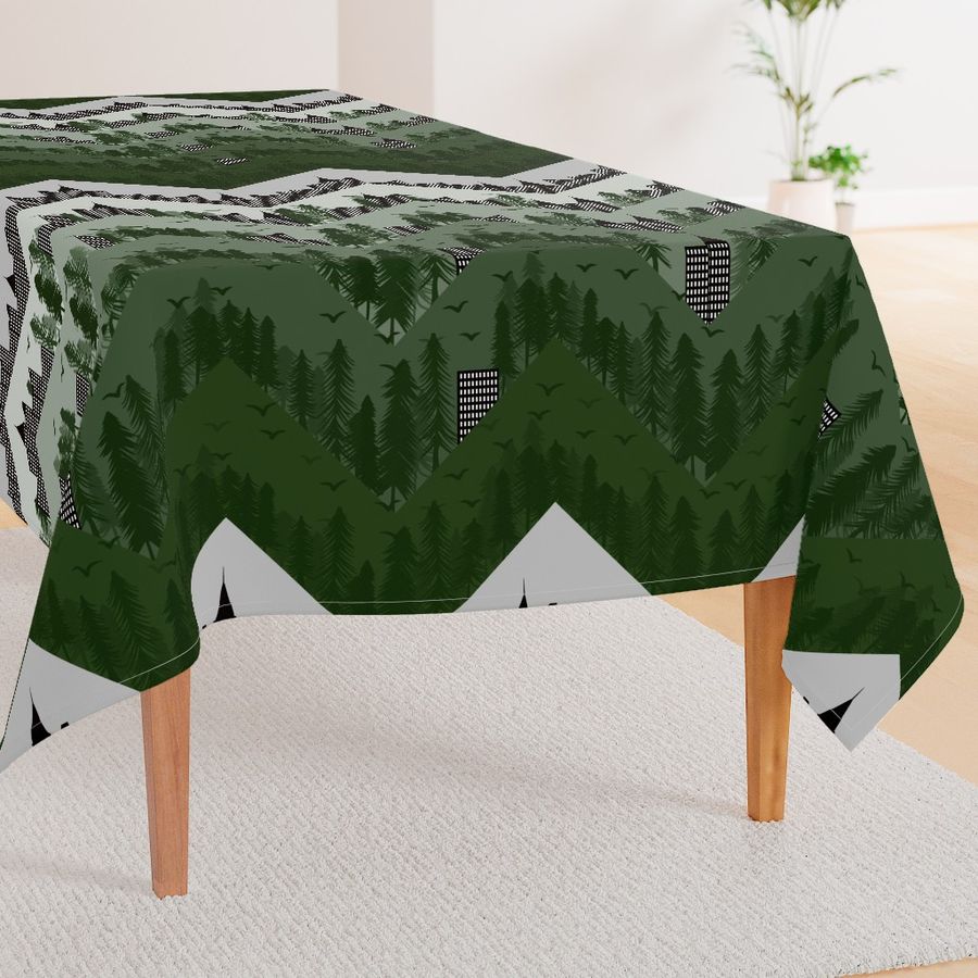 HOME_GOOD_RECTANGULAR_TABLE_CLOTH