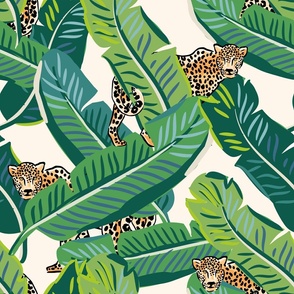21" Cheetah & Tropical Leaves - Ivory