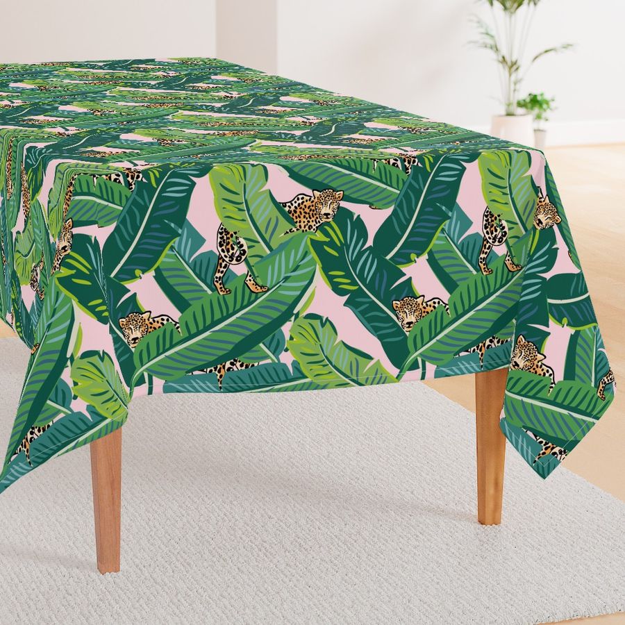 HOME_GOOD_RECTANGULAR_TABLE_CLOTH