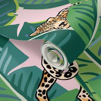 21" Cheetah & Tropical Leaves - Pink