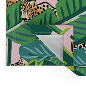 21" Cheetah & Tropical Leaves - Pink