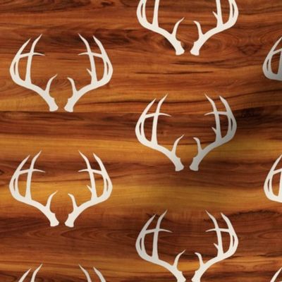 Deer Antlers in Bone // Wood Grain // Small
