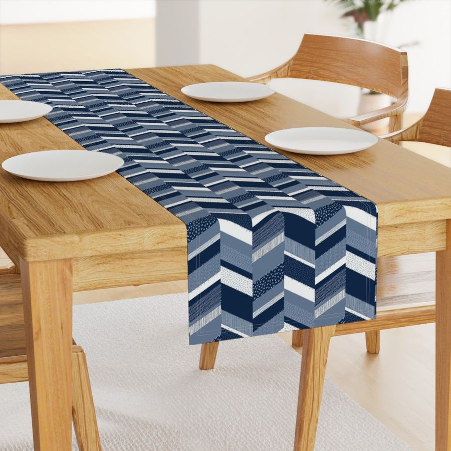 HOME_GOOD_TABLE_RUNNER