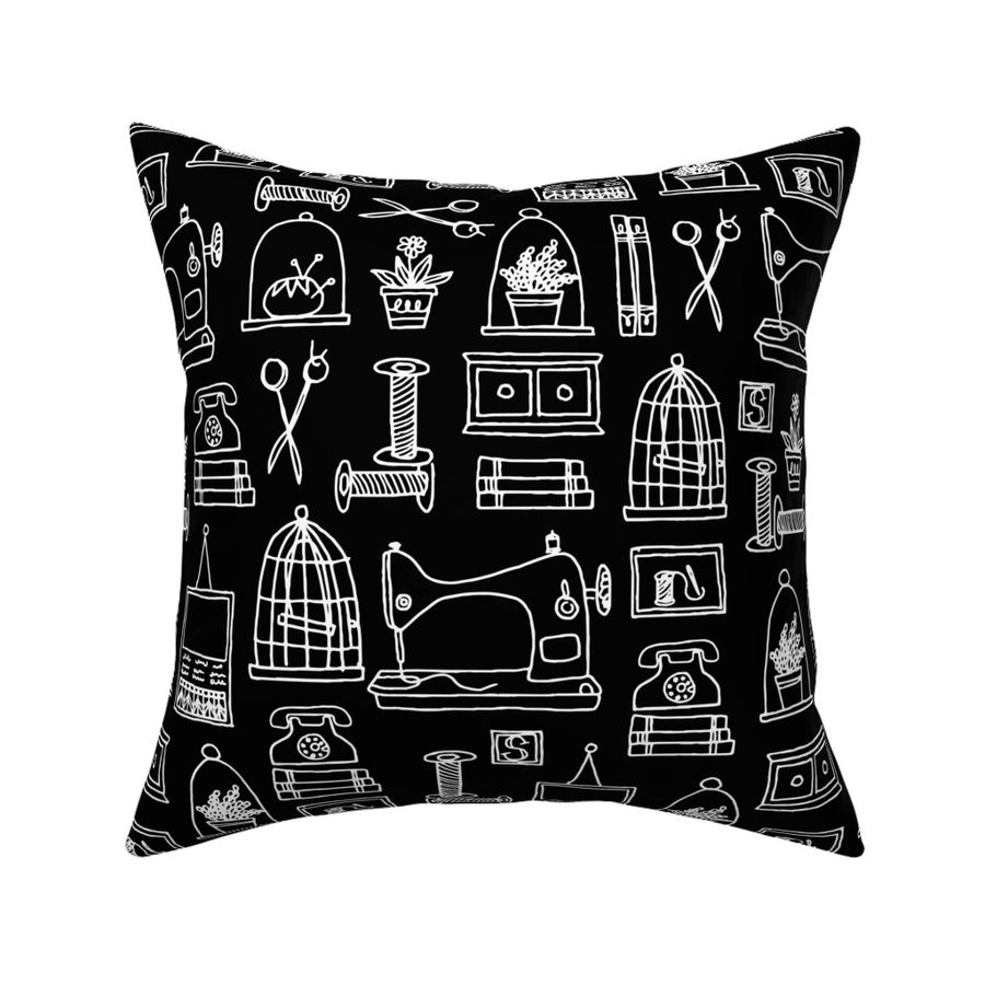 HOME_GOOD_SQUARE_THROW_PILLOW