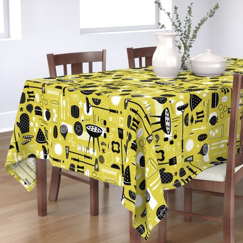 HOME_GOOD_RECTANGULAR_TABLE_CLOTH