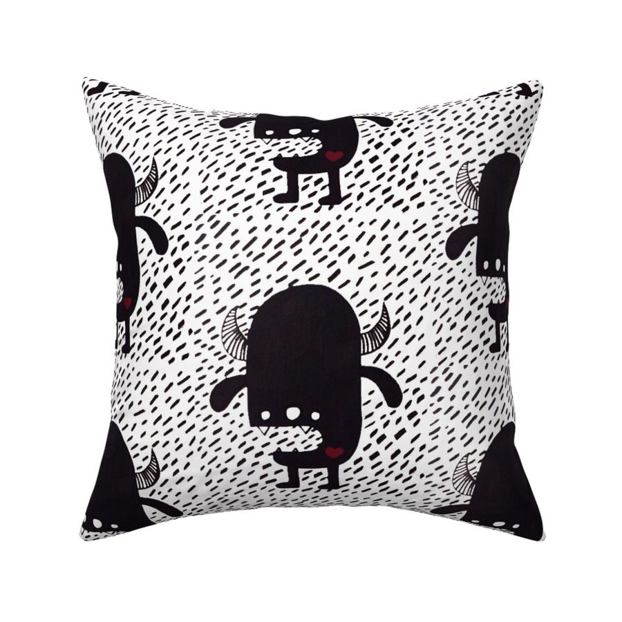 HOME_GOOD_SQUARE_THROW_PILLOW