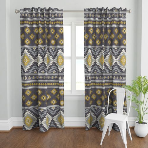 HOME_GOOD_CURTAIN_PANEL