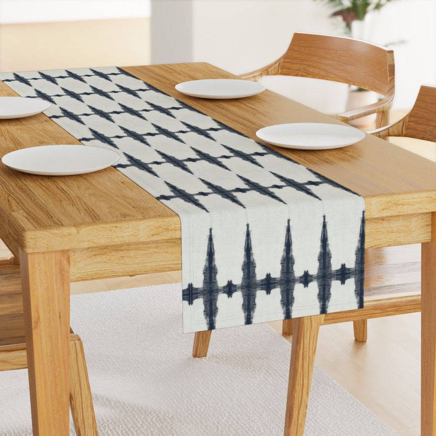 HOME_GOOD_TABLE_RUNNER