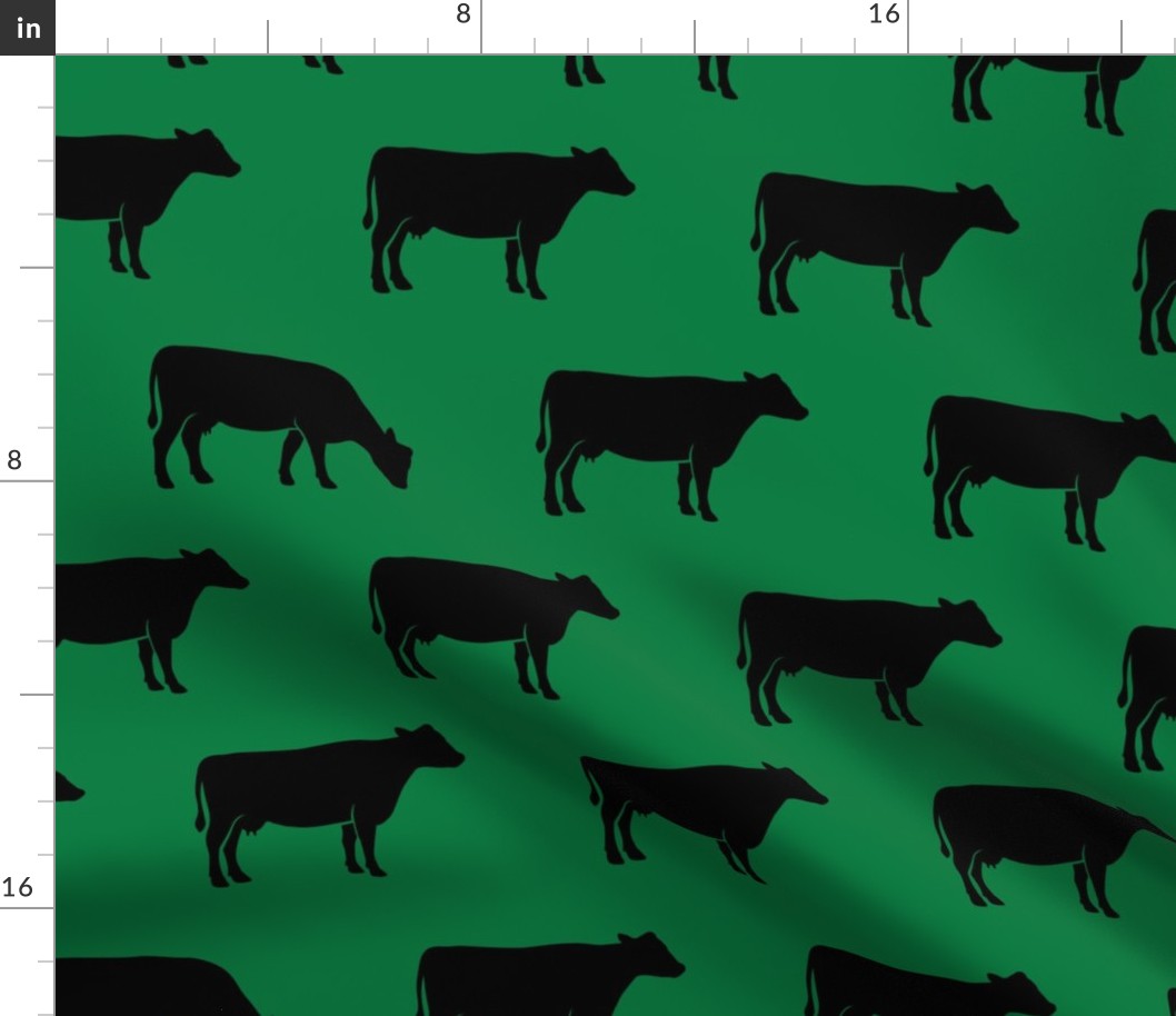 large scale - cows on green (black) C18BS