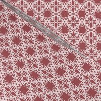 Raina, Quatrefoil, Red and Pink, Small