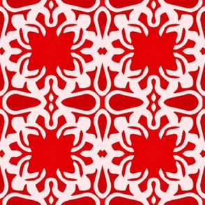 Raina, Quatrefoil, Red and Pink, Medium