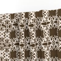 Raina, Quatrefoil, Brown and Cream, Medium