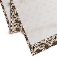 Raina, Quatrefoil, Brown and Cream, Medium