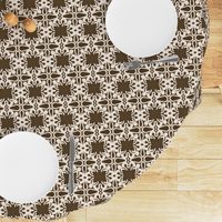 Raina, Quatrefoil, Brown and Cream, Medium