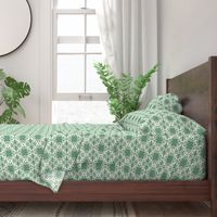 Raina, Quatrefoil, Green and Cream, Medium