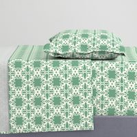 Raina, Quatrefoil, Green and Cream, Medium