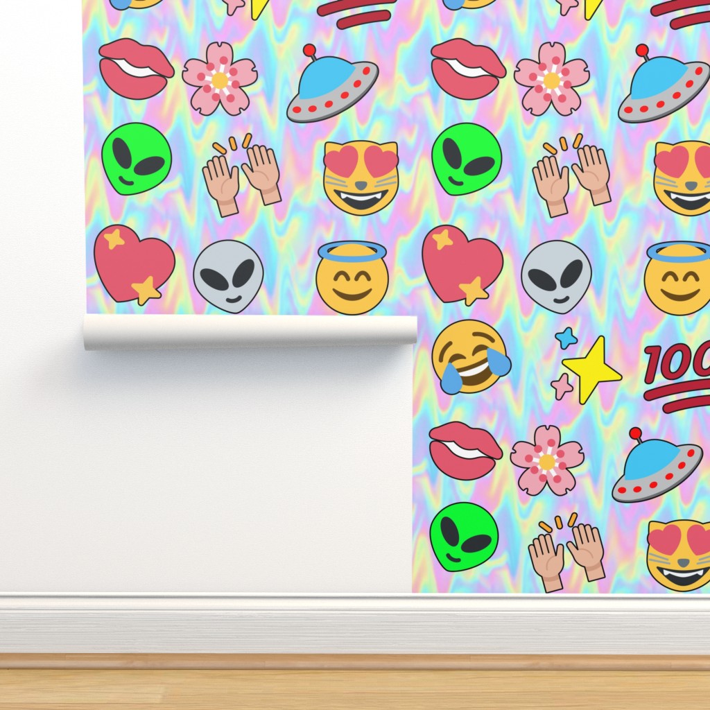 1 emoji aliens hearts stars smiling Wallpaper | Spoonflower
