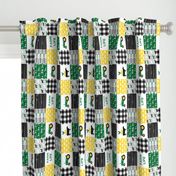 (3" small scale) farm life - wholecloth green, custom yellow, and black - woodgrain (90)