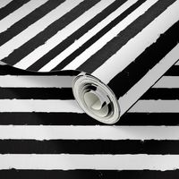 distress stripe flatitude black white