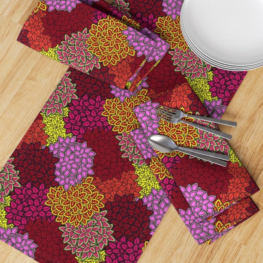 HOME_GOOD_TABLE_RUNNER