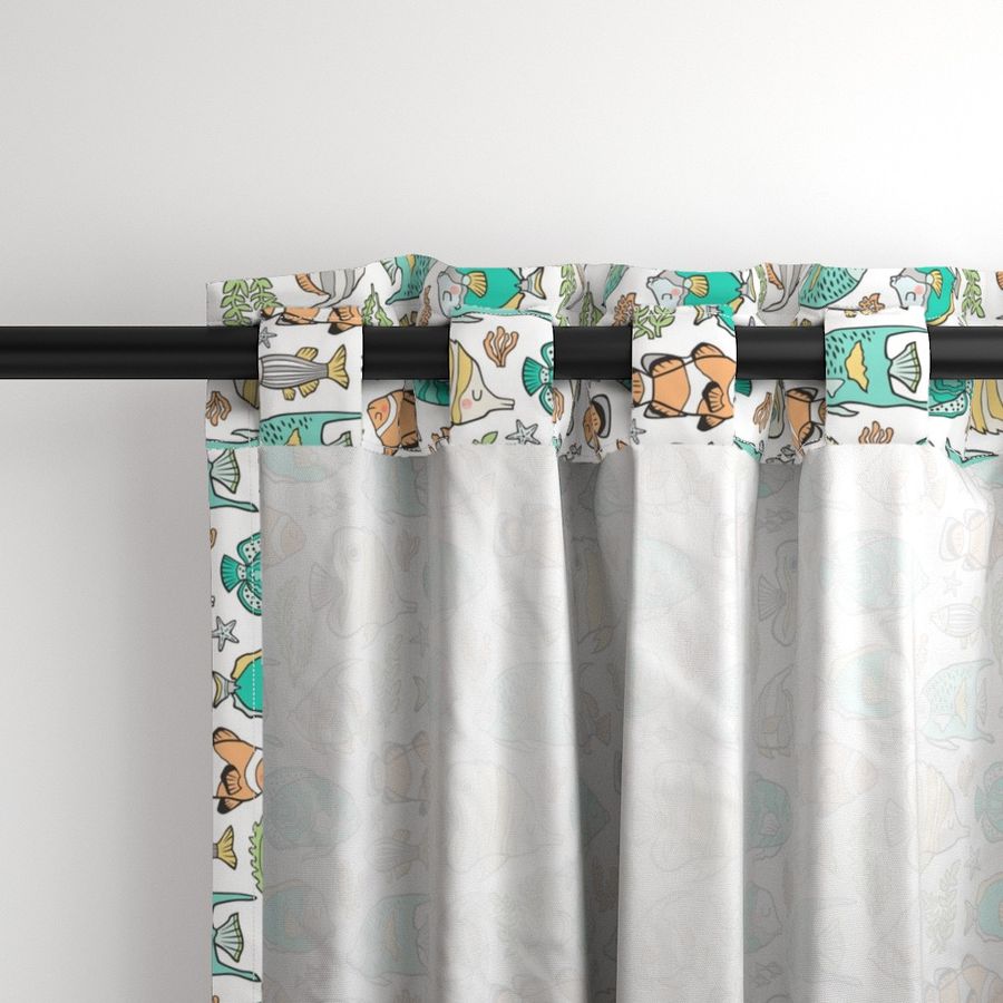 HOME_GOOD_CURTAIN_PANEL