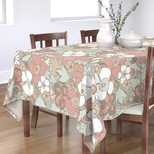 HOME_GOOD_RECTANGULAR_TABLE_CLOTH