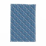 Sharks Shark Blue on Navy Blue Smaller 1,5 inch