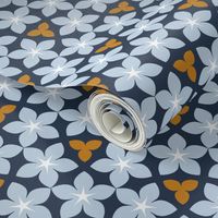 07452393 : U53floral : spoonflower0622