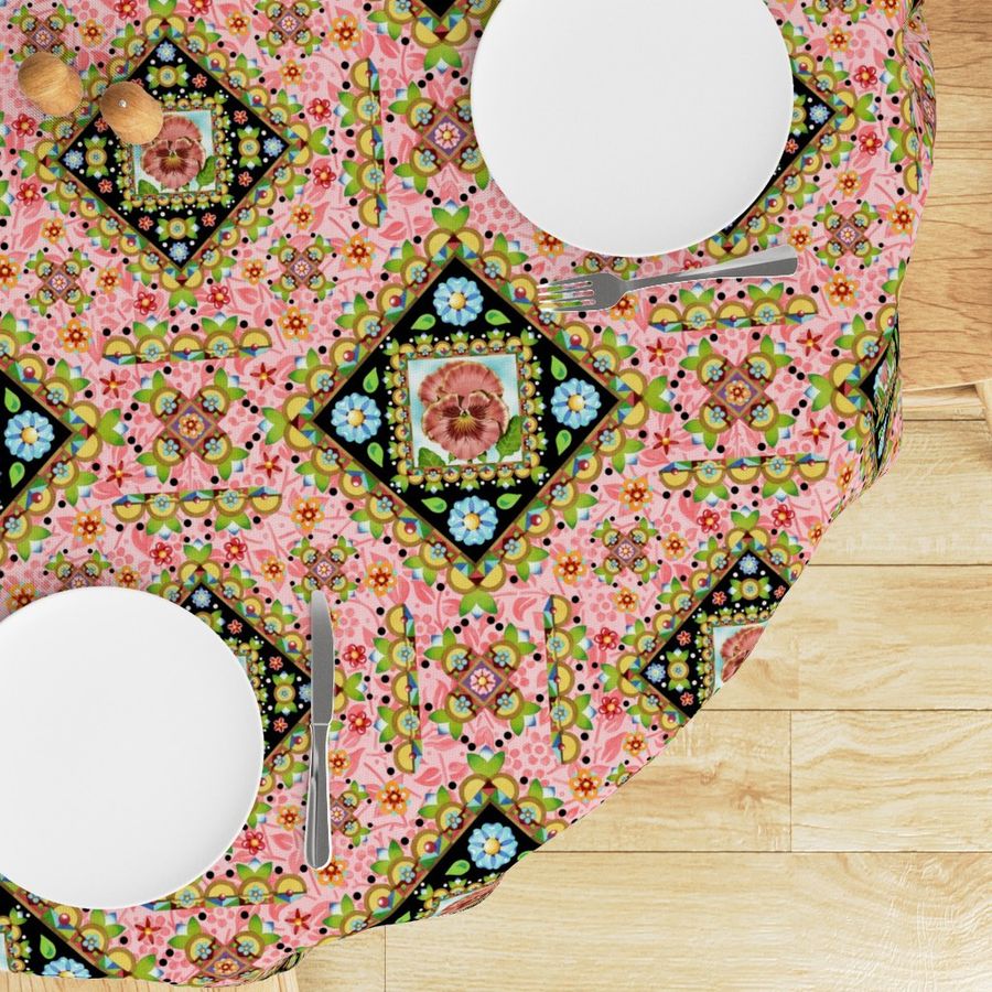 HOME_GOOD_ROUND_TABLE_CLOTH