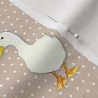 Duck Cool on white dots beige