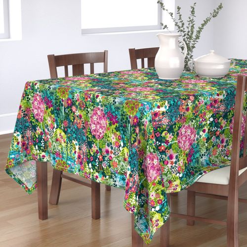 HOME_GOOD_RECTANGULAR_TABLE_CLOTH