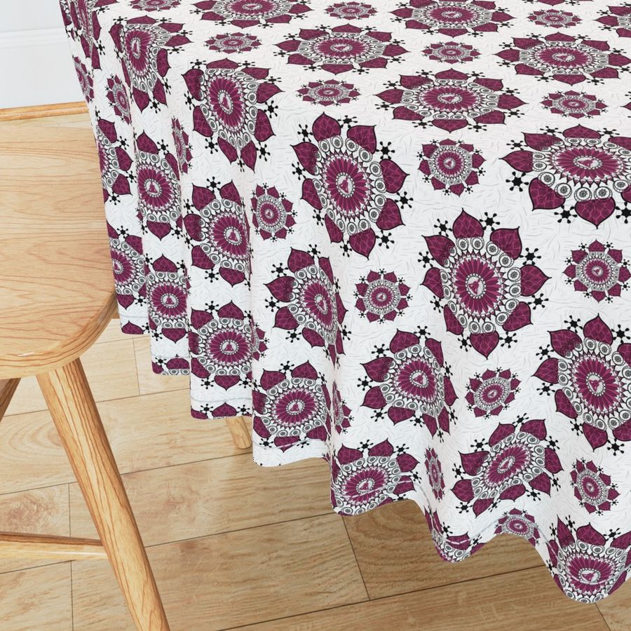 HOME_GOOD_ROUND_TABLE_CLOTH