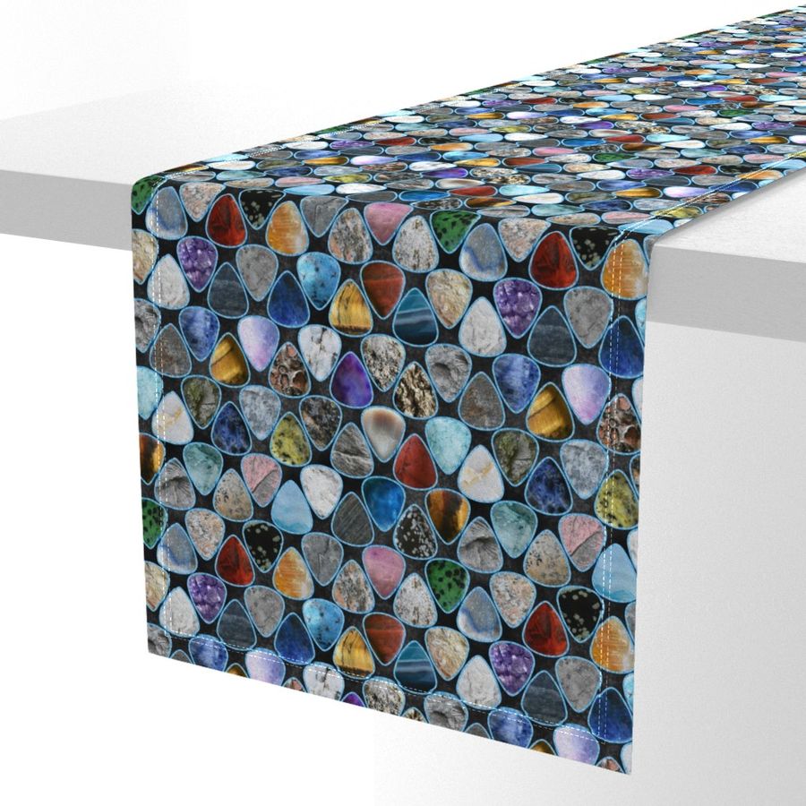 HOME_GOOD_TABLE_RUNNER