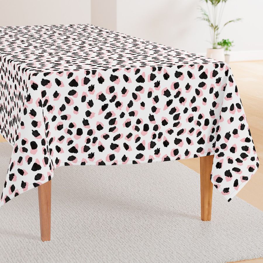 HOME_GOOD_RECTANGULAR_TABLE_CLOTH