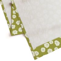 Fluffy Flowers-Cream on Green
