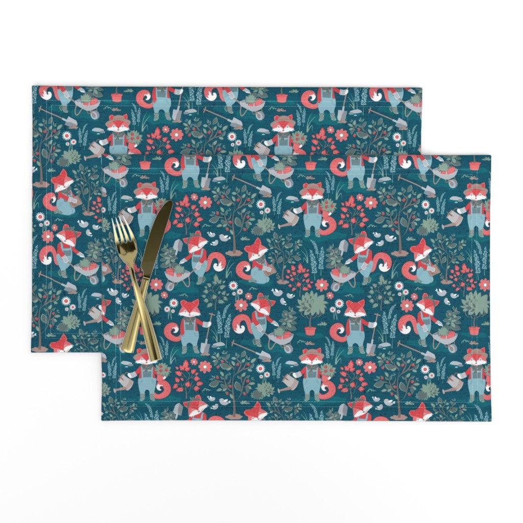 Small scale // The foxy gardener // dark teal background red foxes