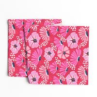 Bold & bright flowers/red and pink/large