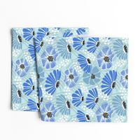 Bold & bright flowers - blue