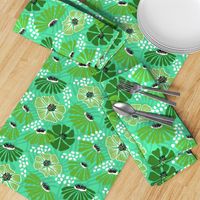 Bold & bright flowers - green