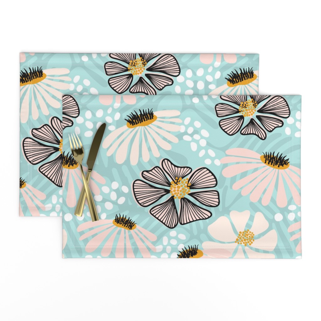 Bold  & bright flowers w/black and white/jumbo