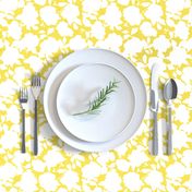 Nabby Vintage Yellow Floral Silhouette